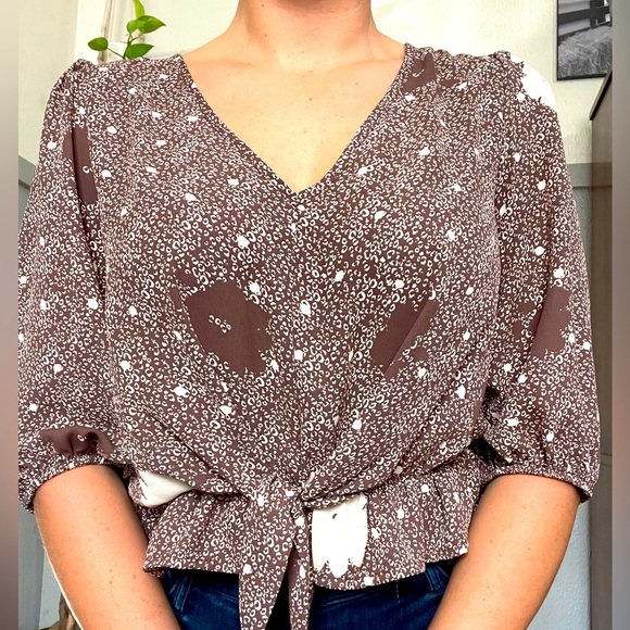 Taupe cheetah/ floral shirt - Picture 1 of 3